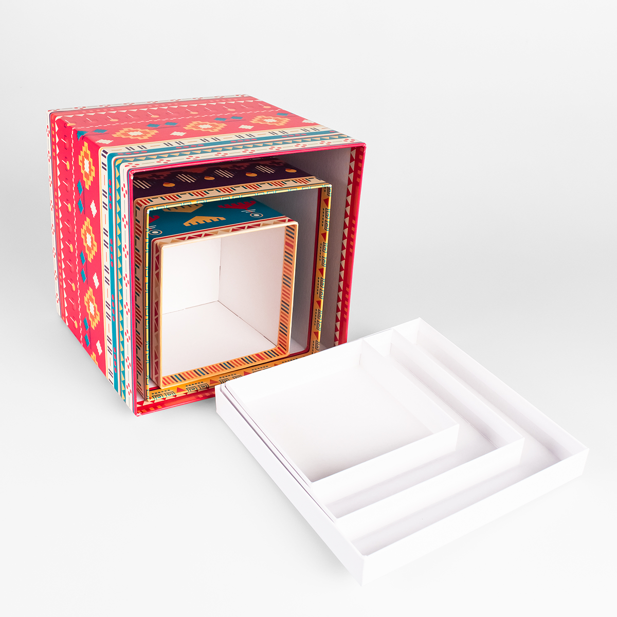 Набор квадратных подарочных коробок 3 в 1. 10 х 10 х 10 - 26 х 26 х 26 см "Узоры", разноцветный