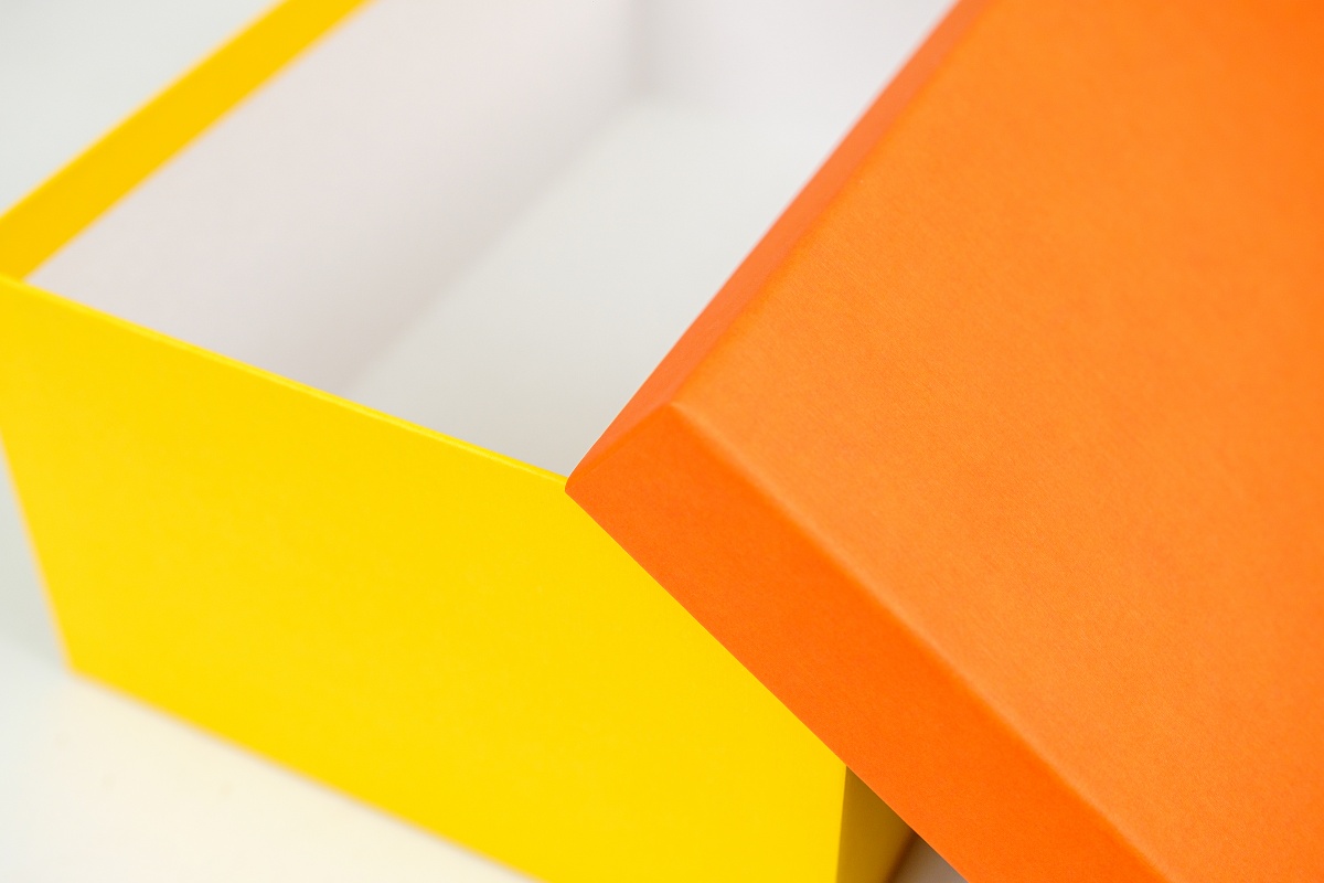Набор прямоугольных подарочных коробок 5 в 1, 14.4 x 8.9 x 5.5 - 31.4 x 20.9 x 13.5 см. "Радуга", оранжевый, желтый