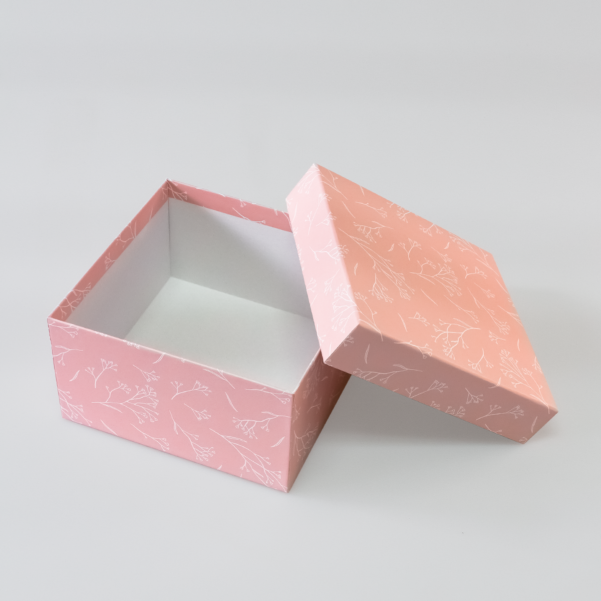 Подарочная коробка крышка-дно, 19 х 19 х 10,5 см. "Соцветие", белый, розовый