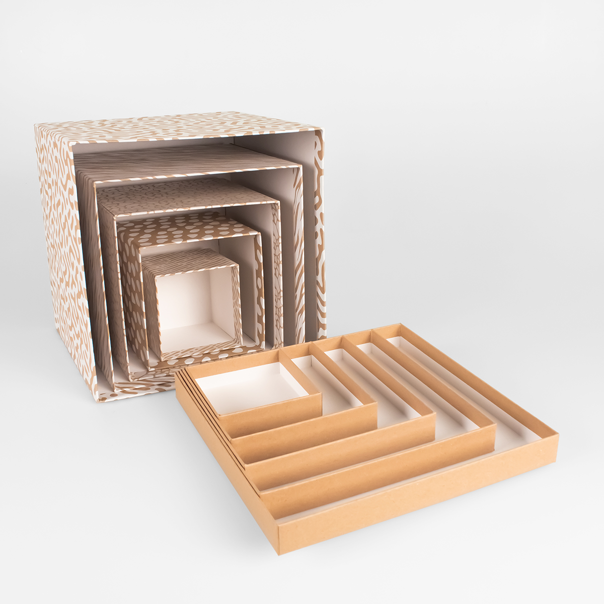 Набор квадратных подарочных коробок 5 в 1. 10 х 10 х 10 - 26 х 26 х 26 см. "Крафт", коричневый