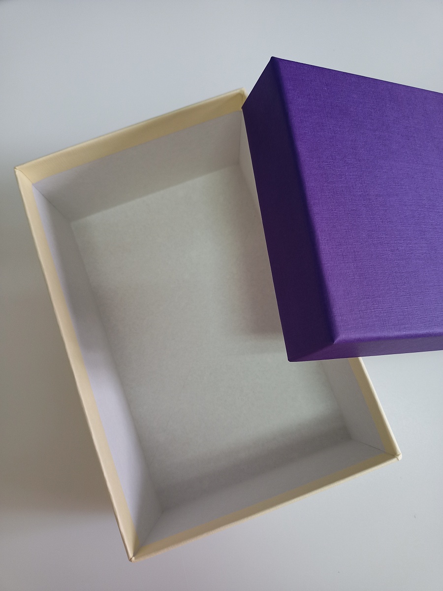 Набор прямоугольных подарочных коробок 3 в 1, 18.4 х 11.9 х 7.5 - 31.4 х 20.9 х 13.5 см. "Радуга", фиолетовый, бежевый