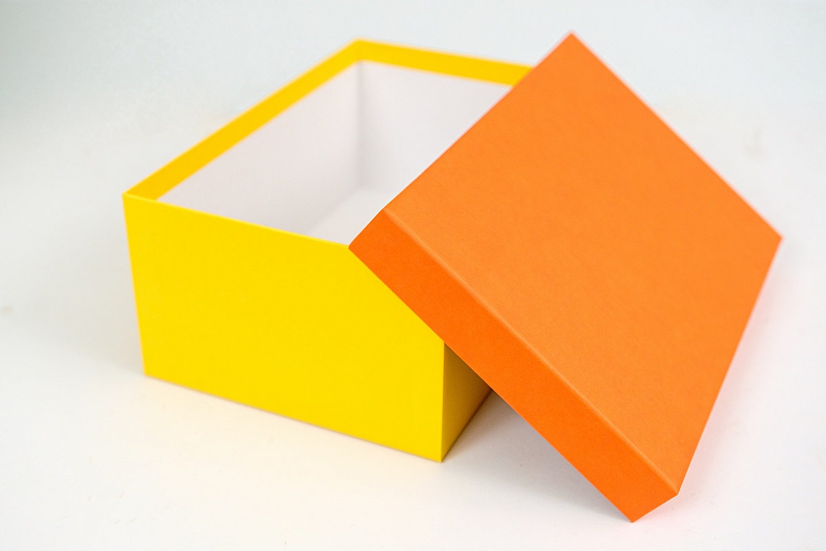 Набор прямоугольных подарочных коробок 10 в 1, 12.9 x 7.4 x 4.5 - 31.4 x 20.9 x 13.5 см. "Радуга", оранжевый, желтый
