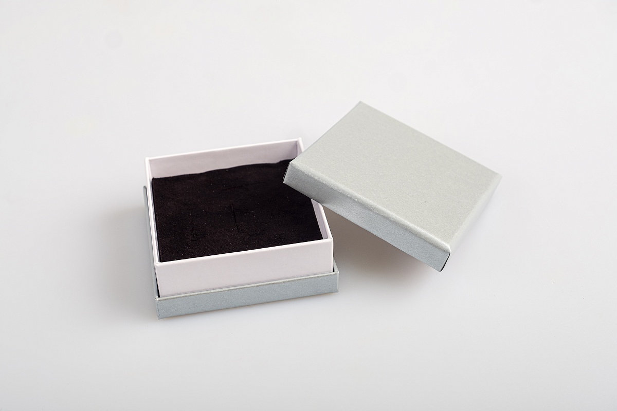 Коробка ювелирная,  8,5 x 8,5 х 3,5 см. "Стандарт", серый, черный (перламутр)